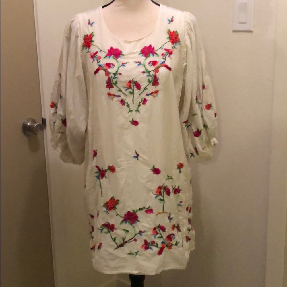 Zara mid-length dress perfect for summer days